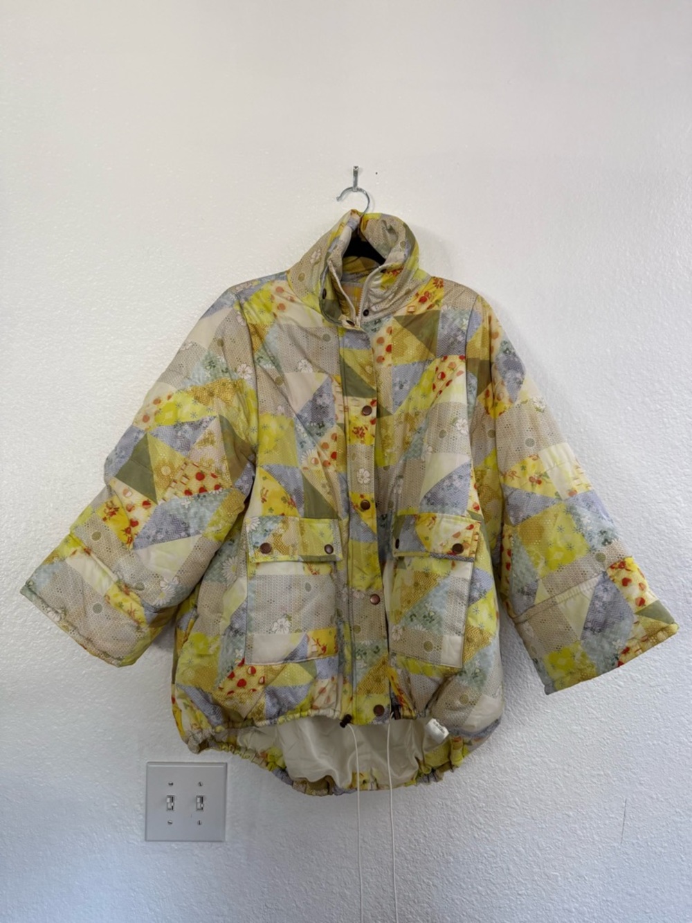 Urban Outfitters Puffer Sz Small-- oversized - Picture 5 of 6